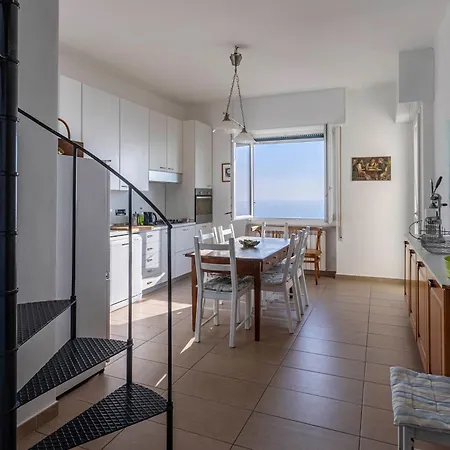 Breath-taking Portofino Promontory Seaview Daire Pieve Ligure