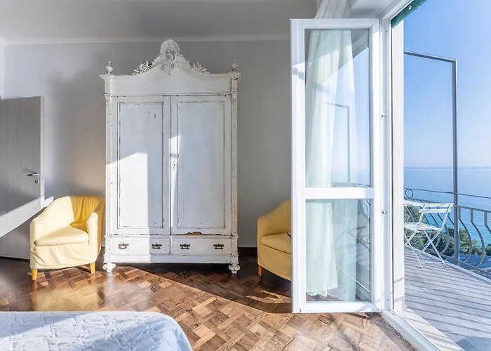 아파트 Breath-taking Portofino Promontory Seaview
