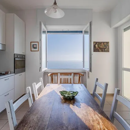 Breath-taking Portofino Promontory Seaview